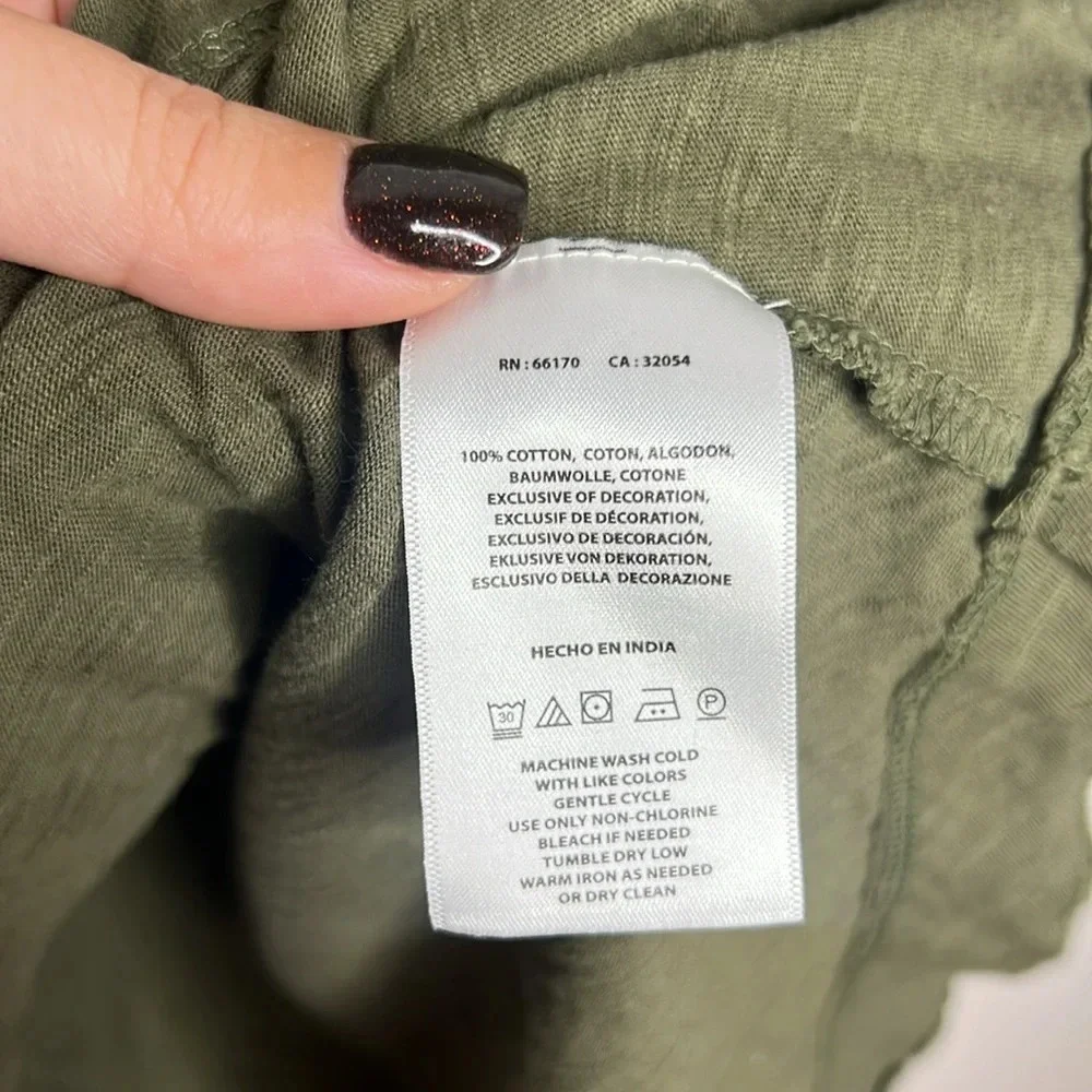 AKEMI + KIN Anthropologie Embroidered Henley Top Boho Olive Green S